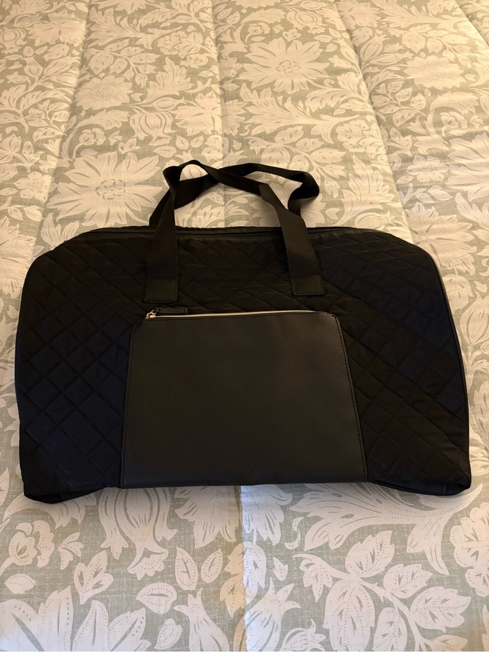 Quilted Black Travel/Weekender Tote Bag with Front Zip Pocket
